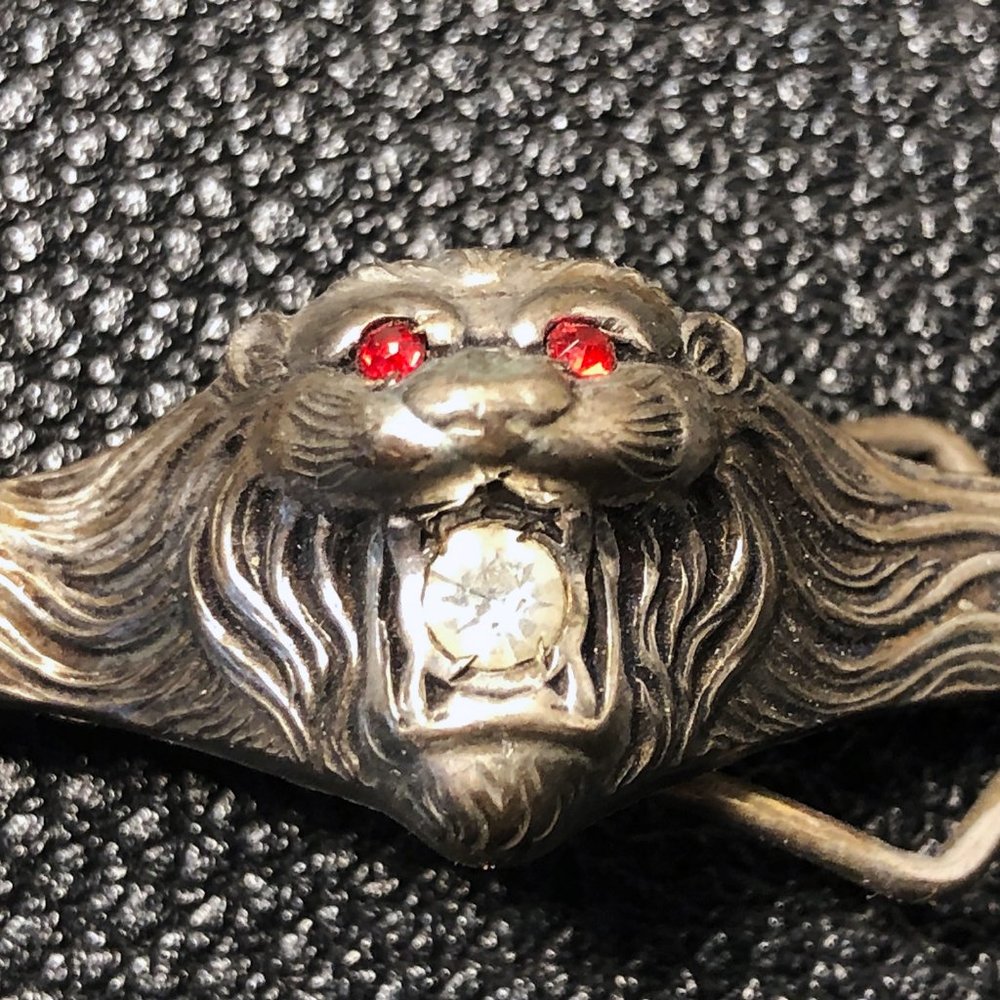 Vintage Sterling Silver Lion Head Tie Clip with Ruby Eyes by Manleigh
